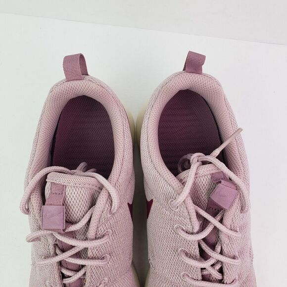 Nike Roshe One Womens Size 9 Plum Chalk True Berry Low Sneaker Shoes 844994-501 - Picture 8 of 8
